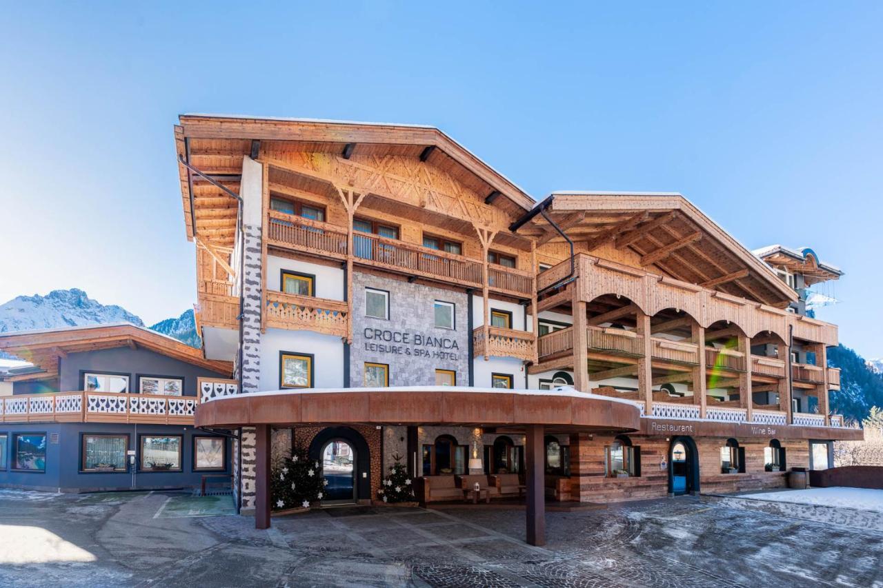 Croce Bianca Leisure & Spa Hotel Canazei Esterno foto